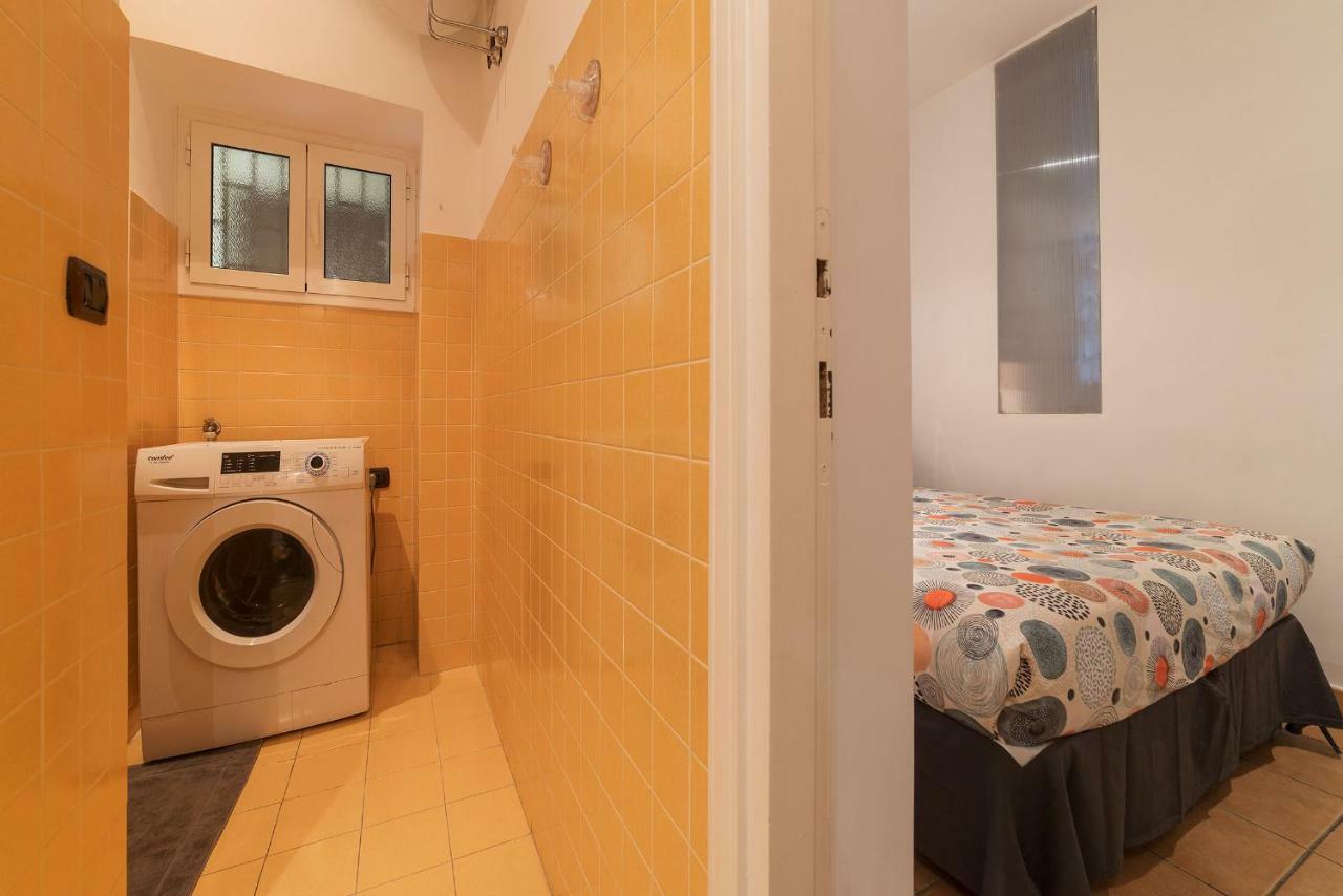 רומא Colosseo & San Clemente Cozy Flat מראה חיצוני תמונה