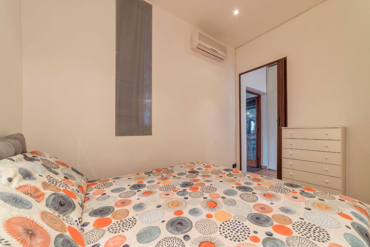 רומא Colosseo & San Clemente Cozy Flat מראה חיצוני תמונה