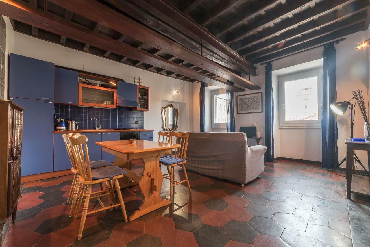 רומא Colosseo & San Clemente Cozy Flat מראה חיצוני תמונה